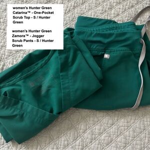 Hunter green figs scrub set, size S